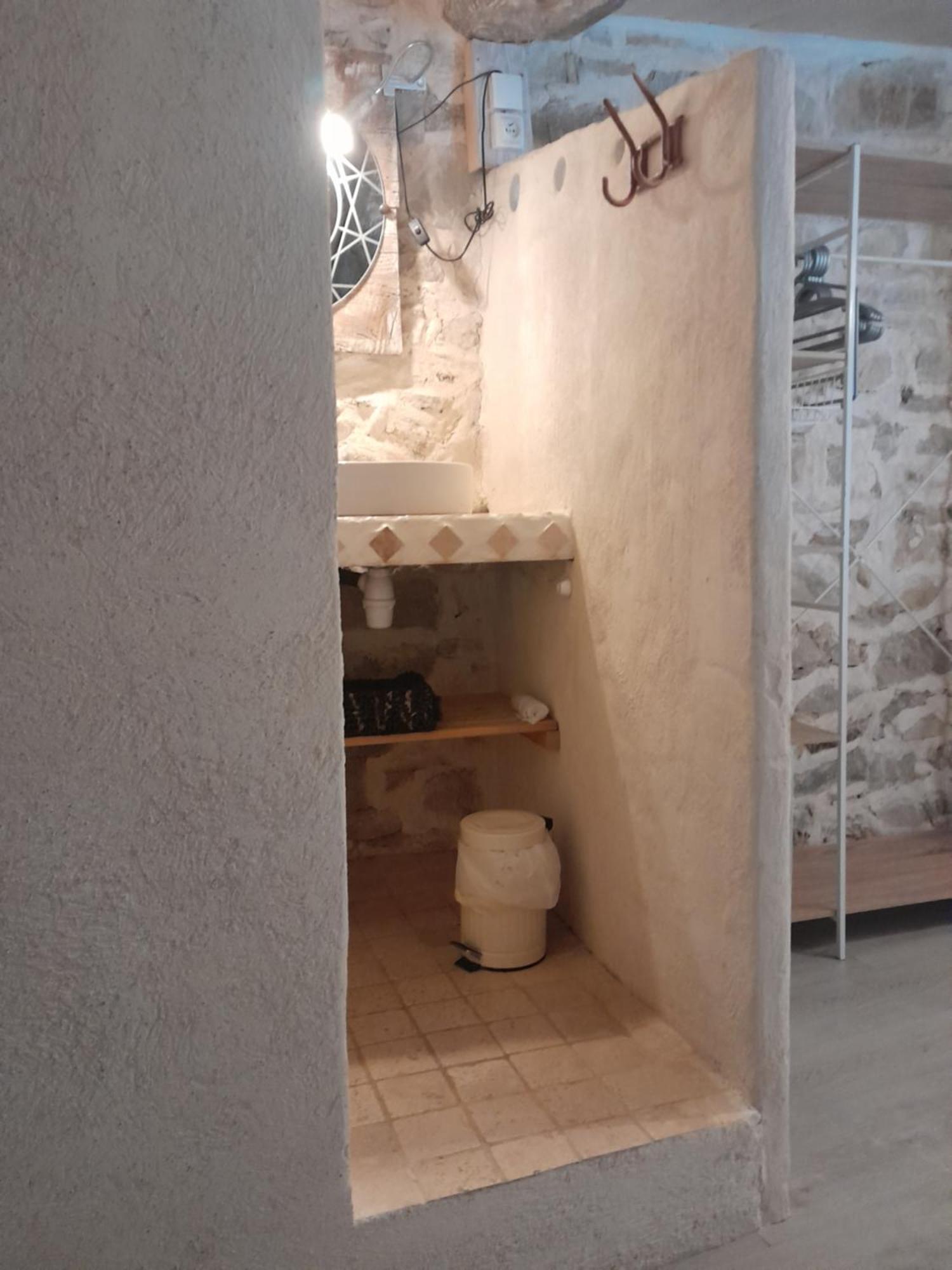 Le Patio Aux Hirondelles Villa Lagorce  Esterno foto