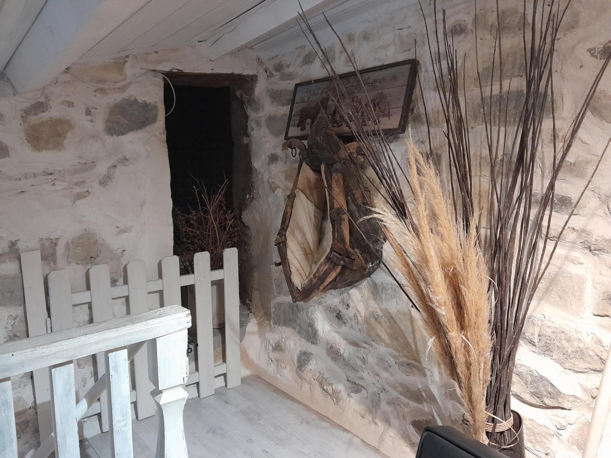 Le Patio Aux Hirondelles Villa Lagorce  Esterno foto
